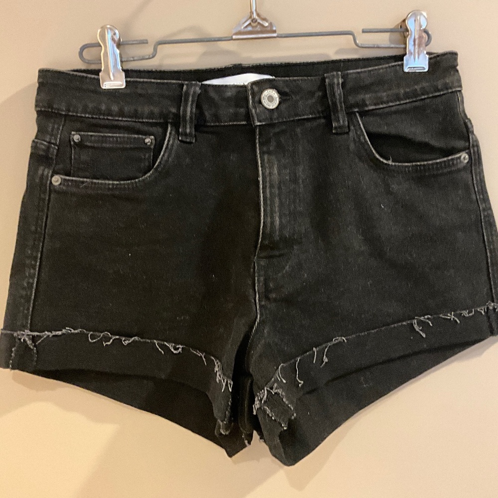 ZARA Black Stretch Denim Cutoff Shorts Size 6 EUR 38